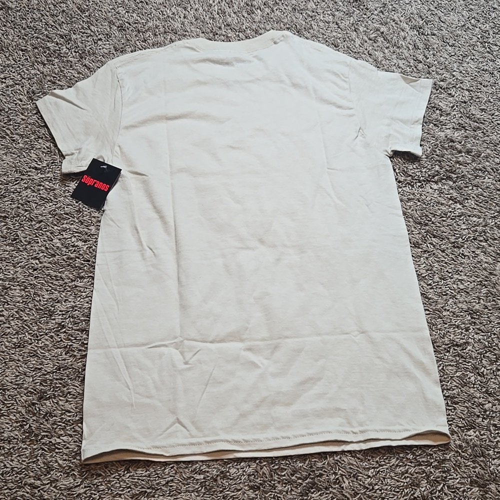 The Sopranos HBO Original Famiglia Small Graphic Tee Shirt Top Tony Soprano - Picture 2 of 2